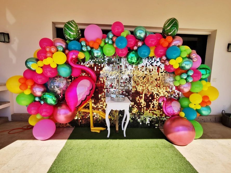 Set the celebration ambiance!