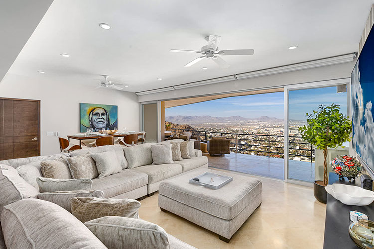 cascadas-luxury-condo-living-room