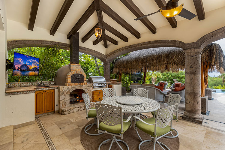 Villa de Paz patio | luxury vacation rental in Cabo, Mexico Villa de Paz patio | luxury vacation rental in Cabo, Mexico